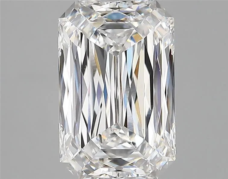 3.46ct Radiant Lab Grown Diamond (Colour E, Clarity VVS2, IGI Certified)