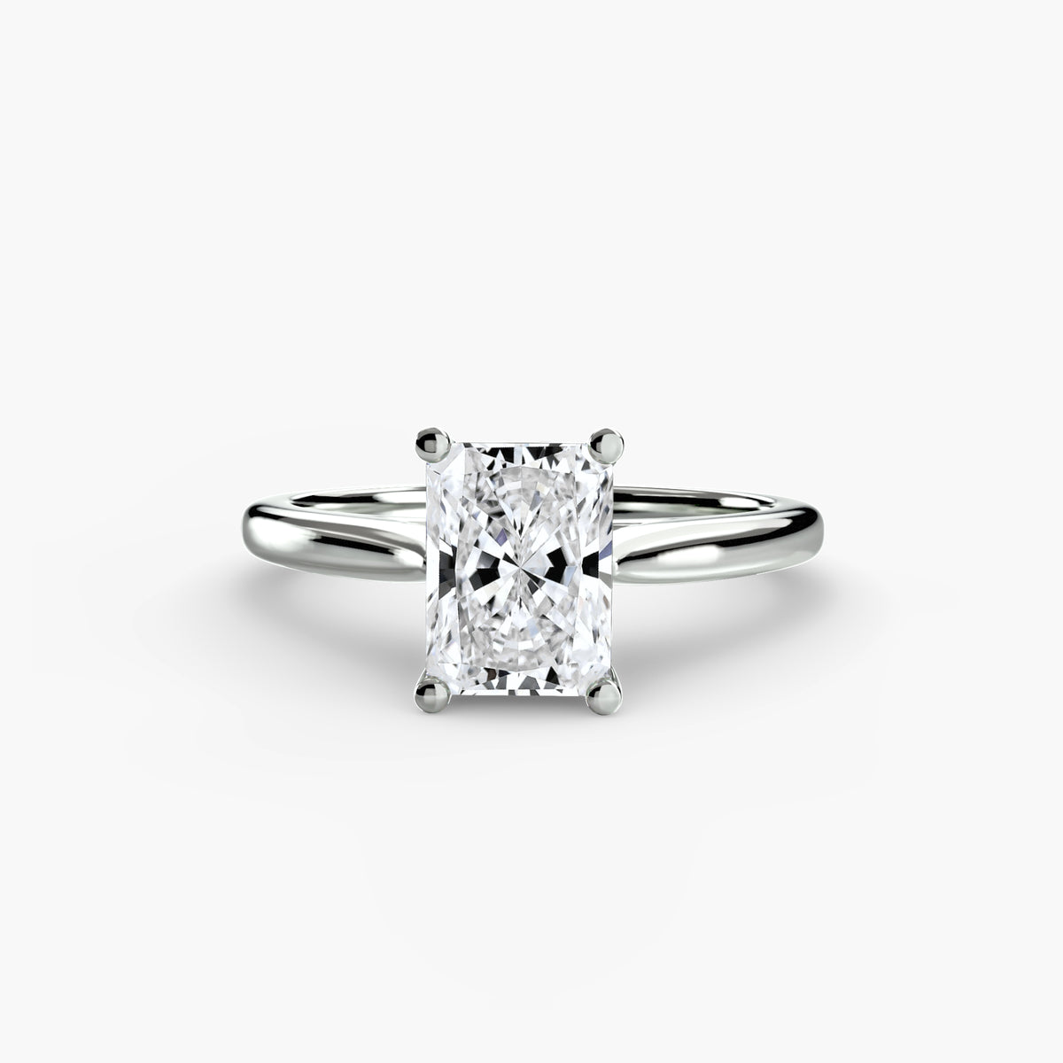 Léonie Radiant Solitaire in white gold