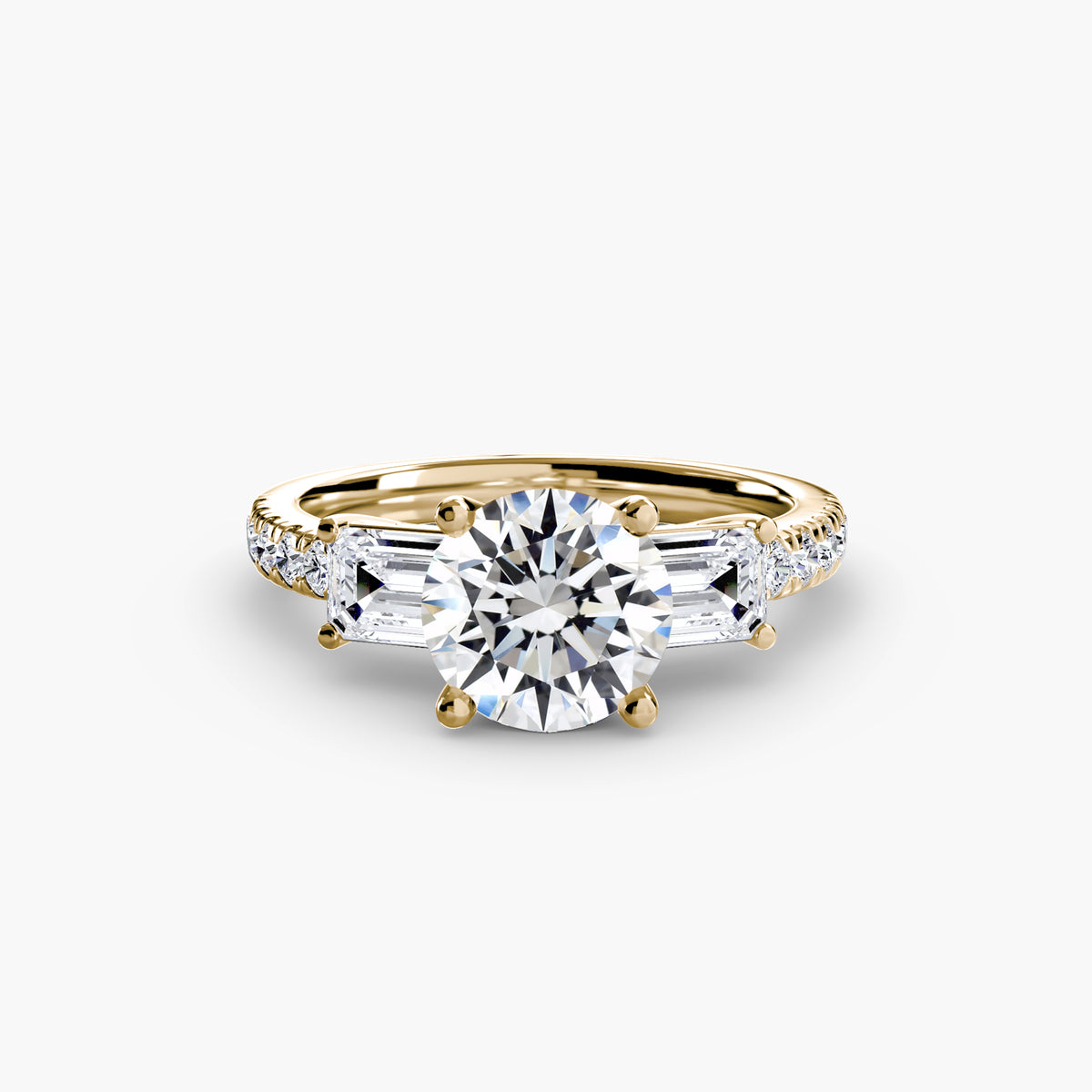 Rose Round Grand Three-Stone in yellow gold