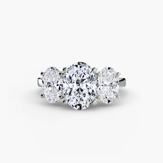 Lulu Oval Trilogy in white gold