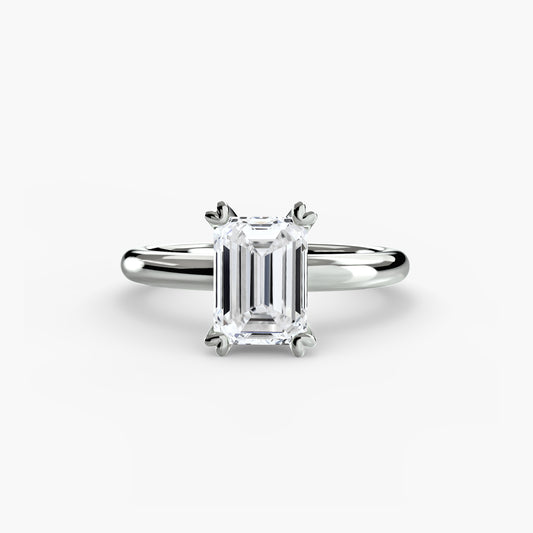 Elise Emerald Classic Solitaire in white gold