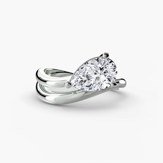 Maya Pear Wave in white gold