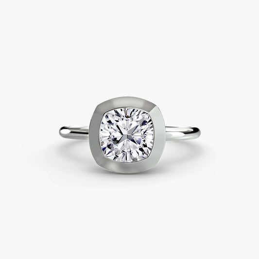Poppy ring in white gold