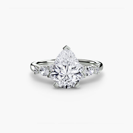 Daphné Pear Floral Solitaire in white gold