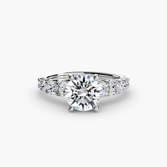 Annabelle Round Graduated Accent in white gold