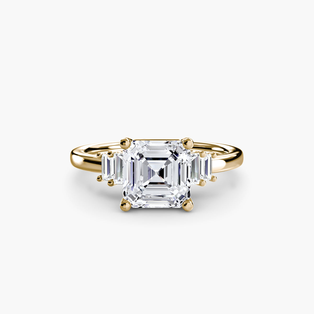 Bérénice Asscher Baguette Accent in yellow gold