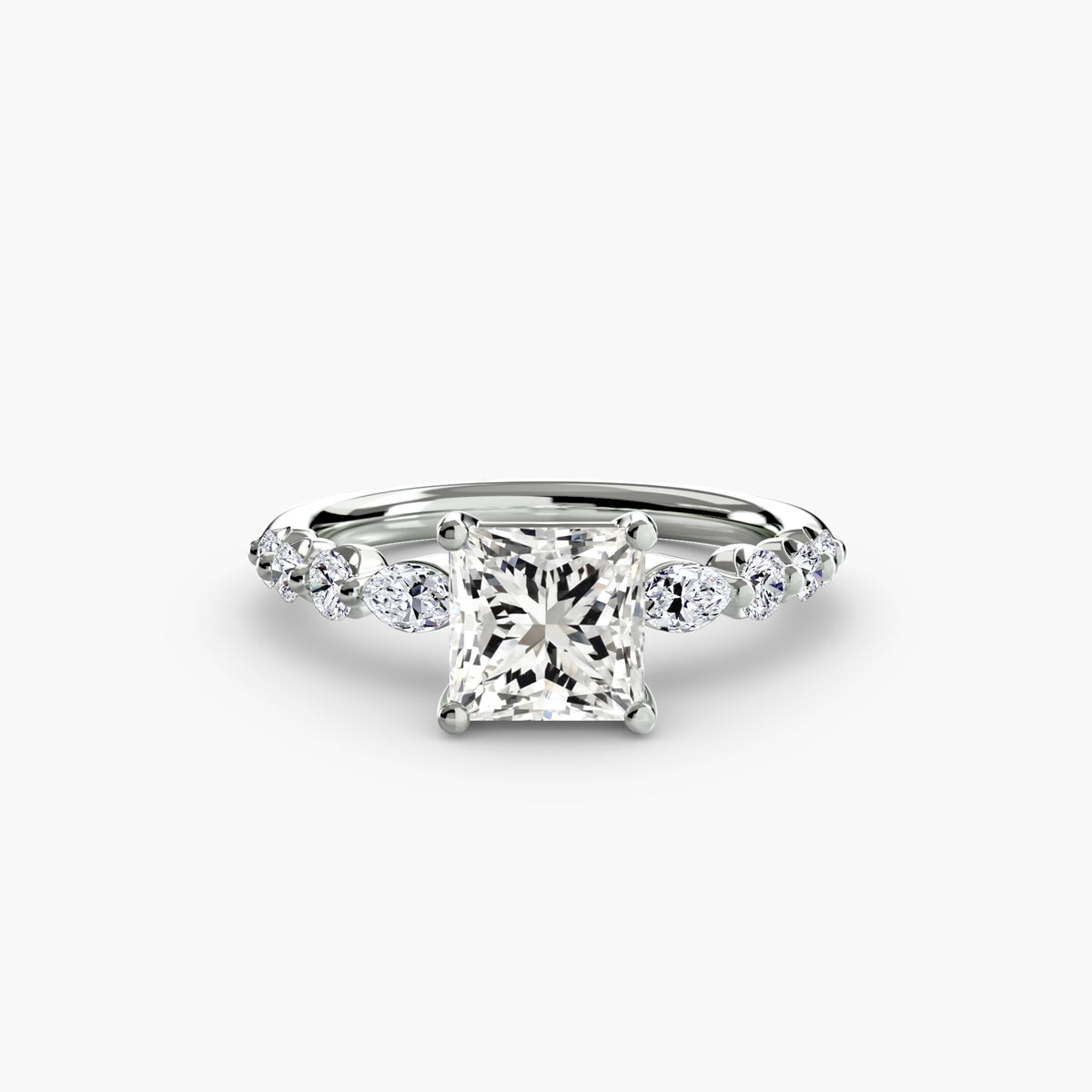 Valérie Princess Tiered Accent in white gold