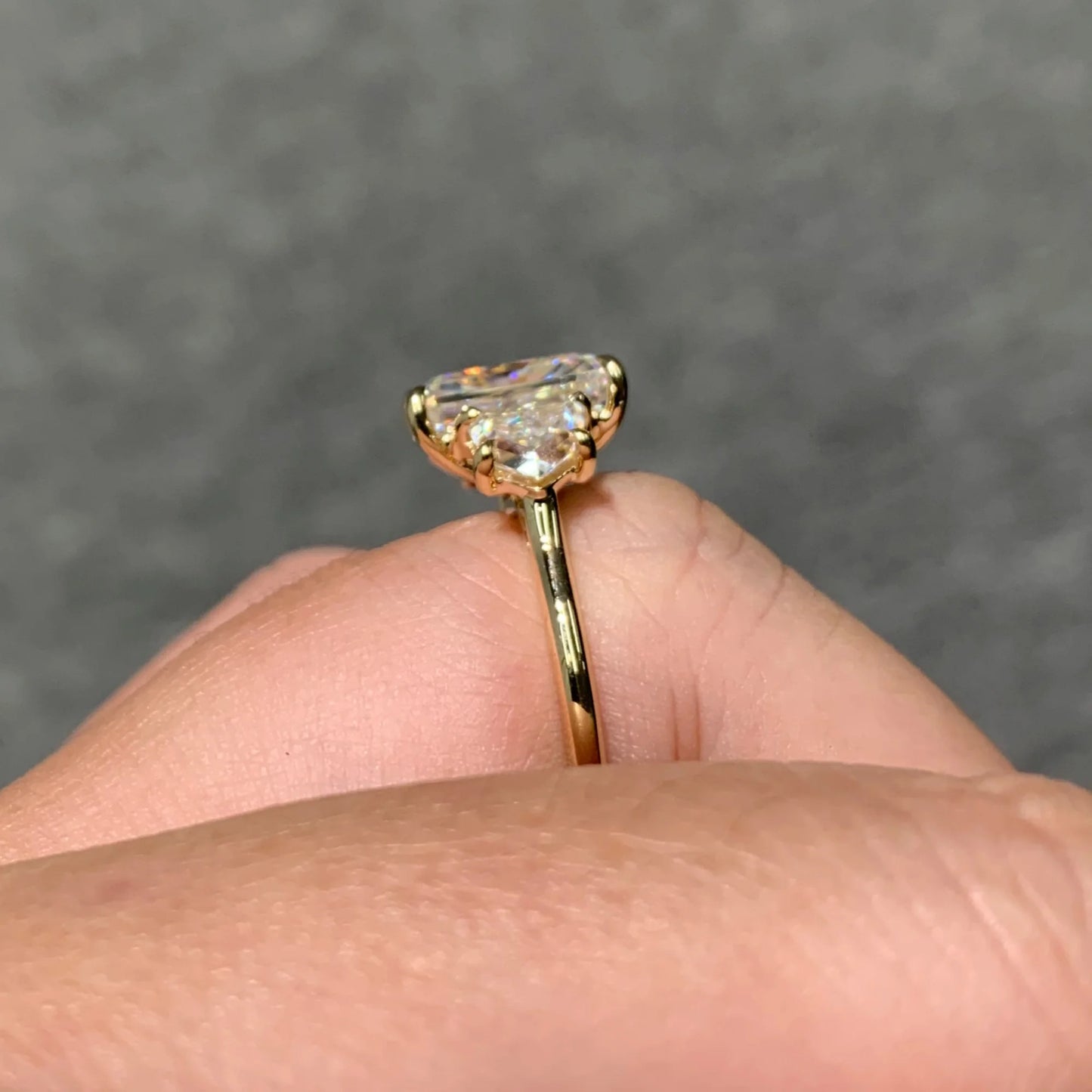 Seren - Luxe Moissanite